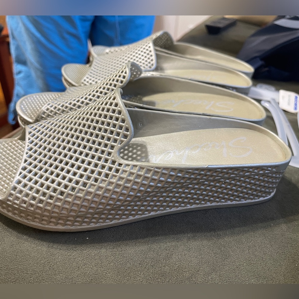 Sketchers Cali sandals
